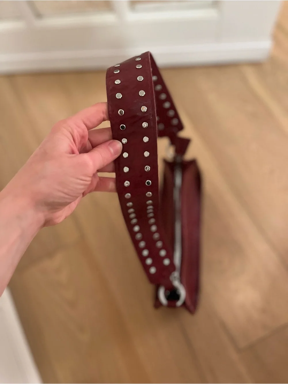 Women's Stud-Detail Burgundy Shoulder Bag - Picture 4 of 6